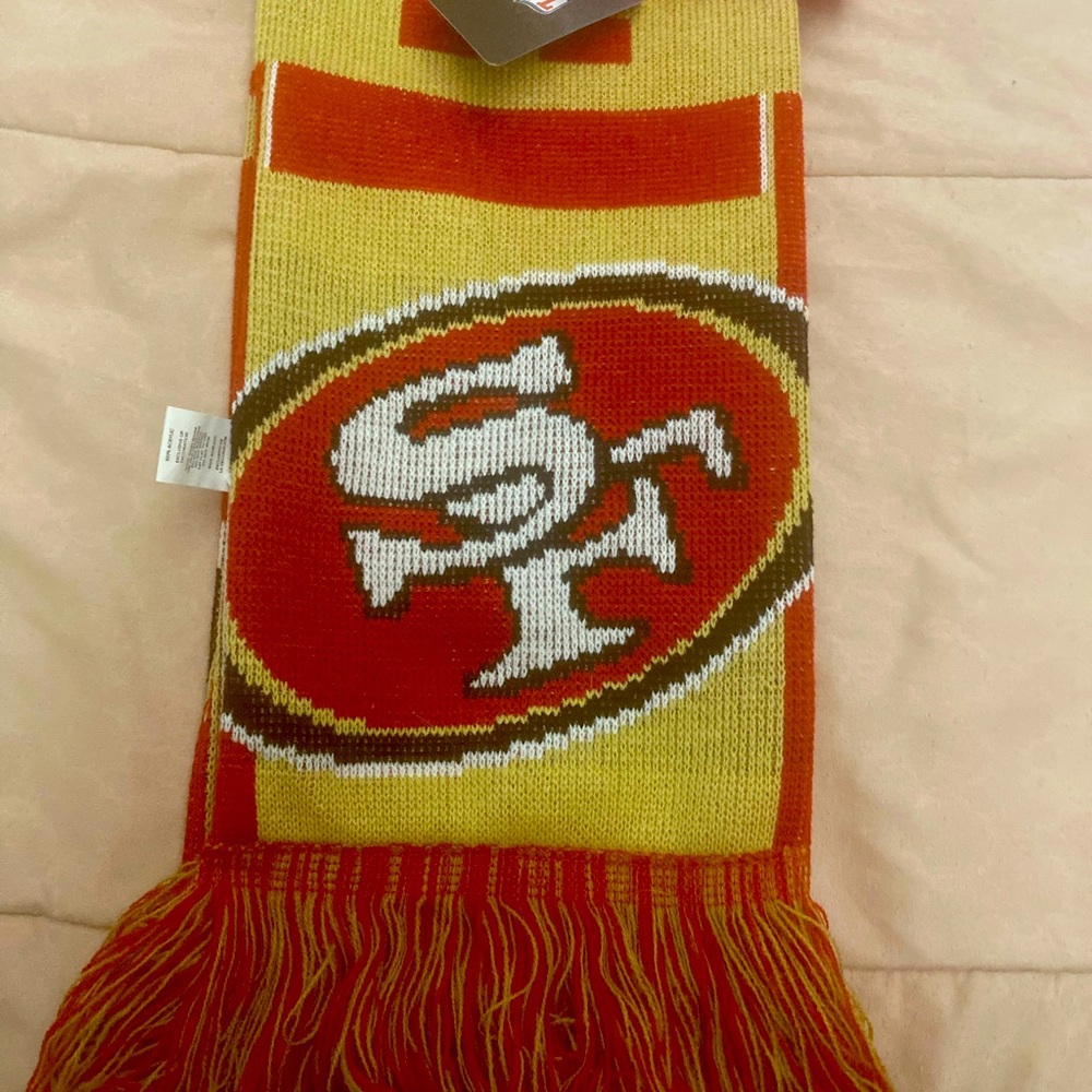 Brand new 49er scarf